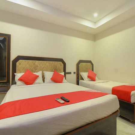 Oyo 15948 Hotel Srees Tiruchirappalli Zewnętrze zdjęcie